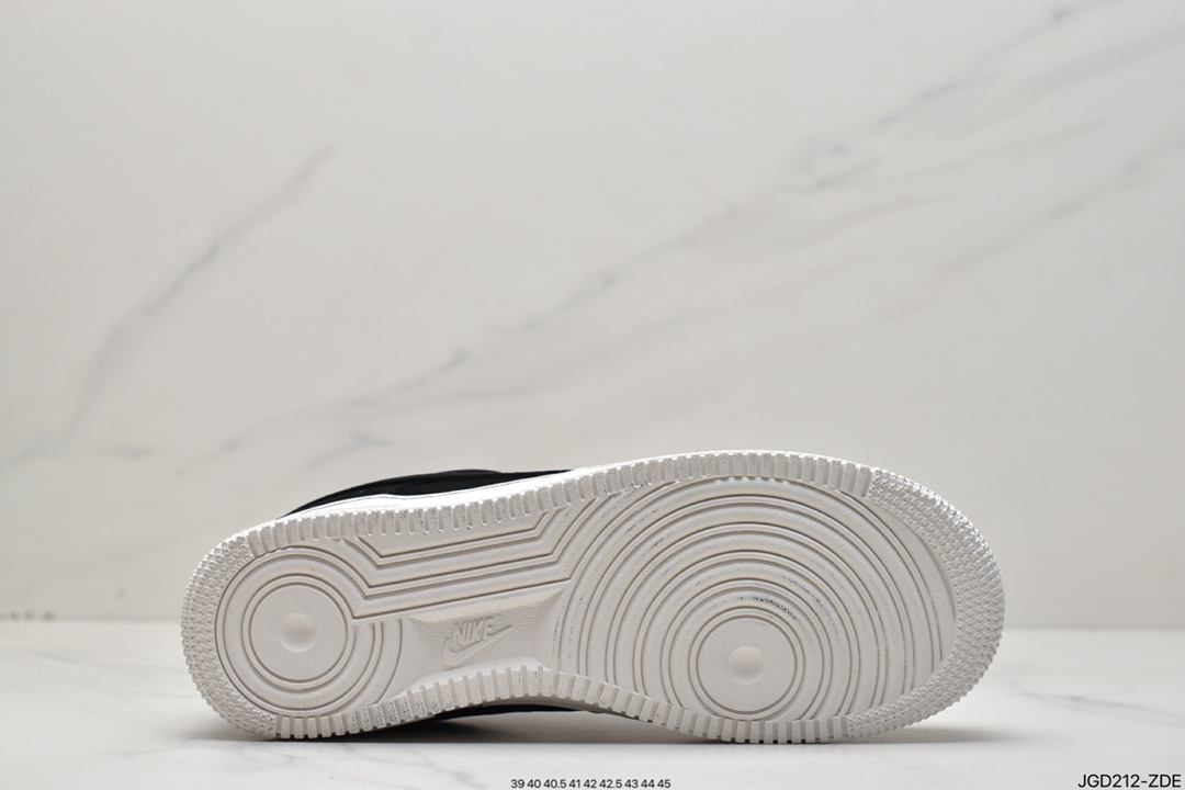 180 Nike Air Force 1 Low 黑磨砂 DQ8571-001