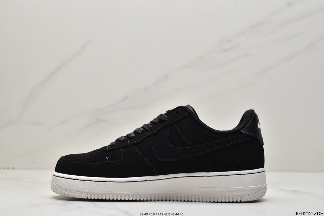180 Nike Air Force 1 Low 黑磨砂 DQ8571-001