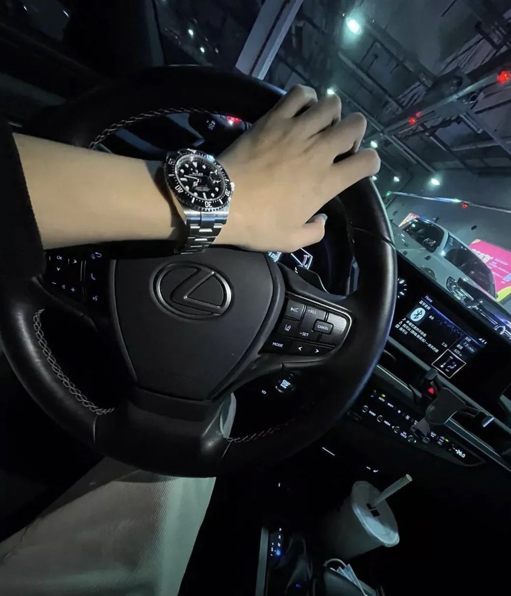 NO:156903,It's the feeling that you can never forget it once,19860909就是那种看一眼  就再也忘不掉的感觉,,Watch