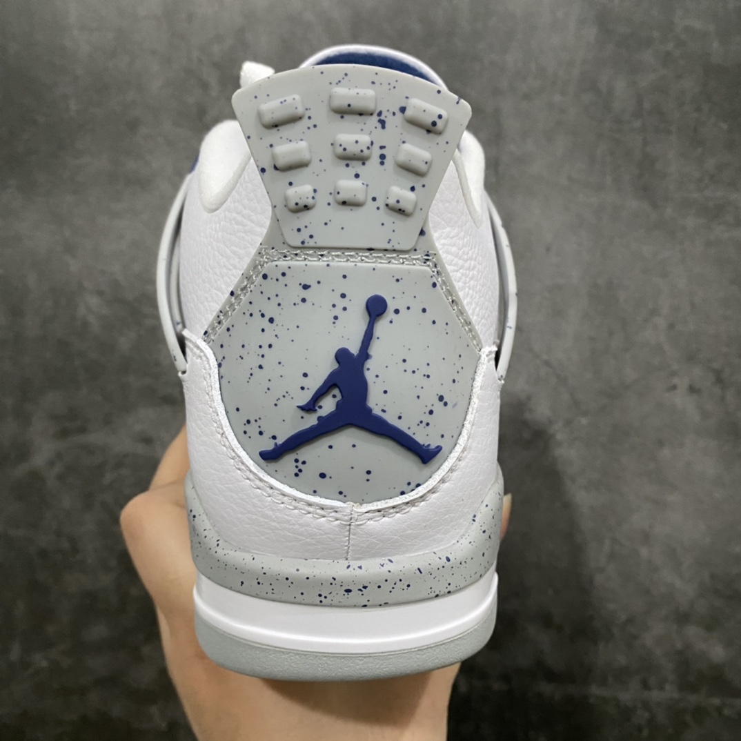 图片[4]-神版 Air Jordan AJ4 Retro 午夜蓝 DH6927-140 毫无疑问市场中端王者 耗时半年开发巨作 全套原纸板楦头开发 确保原汁原味 完美呈现四代版型 一比一鞋头弧度高度鞋身弧度 有一说一不吹不捧 实打实文案品质‼️ 此版本只针对中端市场 皮料材质有所更替 其他数据细节工艺流程均保持一致 绝不口嗨 细节品控鞋型随意秒杀市面3XX 4XX 原厂TPU网格鞋带扣 正确内里网布 菱角分明不变形无多余毛边 柔软性质感一致于原鞋 市场唯一原厂鞋扣模具 背面可见隐藏注塑口 原厂织唛标 原厂飞人电绣工艺 尾指中部跳三针 独家绑鞋带手法 印刷中底布 四线拉帮 米色美纹纸贴合固定 进口港宝加持 后跟自然饱满 全鞋荧光划线卡点 追求极致完美 每一双都是工艺品 多重QC质检 超越公司货的品控标准 实实在在的免检产品 尺码：40 40.5 41 42 42.5 43 44 44.5 45 46 47.5 48.5-选品中心