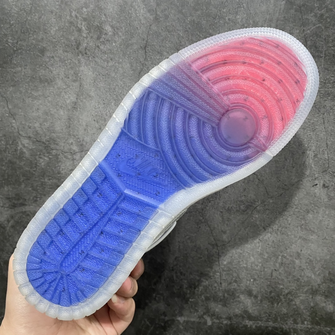 图片[9]-新DT纯原Air Jordan AJ1 Zoom 小迪奥 CK6637-104 全新出货版本 男女鞋全码 目前市场仅存的全码有货的顶级纯原 区别市场各种特价 库存货 完美鞋型 后跟收腰到位 裁边清洁度超干净 无任何毛边瑕疵 皮料为纳帕原厂皮 柔软质感好 冲孔干净无瑕 电脑针车没毛病 尺码： 女码：36-39 男码：40-47.5-选品中心