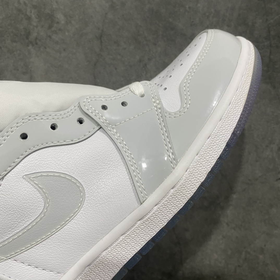 图片[6]-新DT纯原Air Jordan AJ1 Zoom 小迪奥 CK6637-104 全新出货版本 男女鞋全码 目前市场仅存的全码有货的顶级纯原 区别市场各种特价 库存货 完美鞋型 后跟收腰到位 裁边清洁度超干净 无任何毛边瑕疵 皮料为纳帕原厂皮 柔软质感好 冲孔干净无瑕 电脑针车没毛病 尺码： 女码：36-39 男码：40-47.5-选品中心