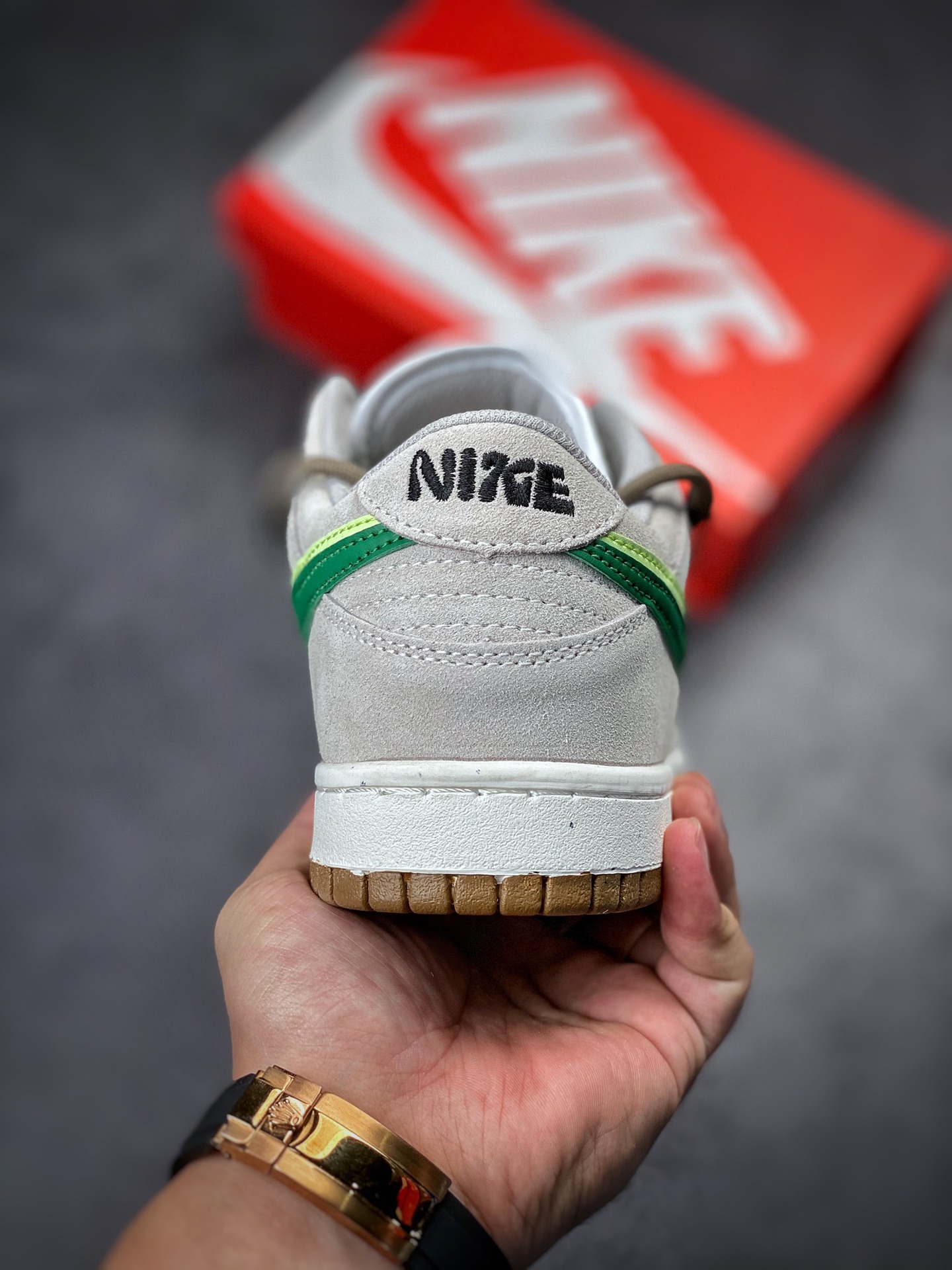 190 NIKE SB Dunk Low SE ”85 双钩绑带DO9457-100