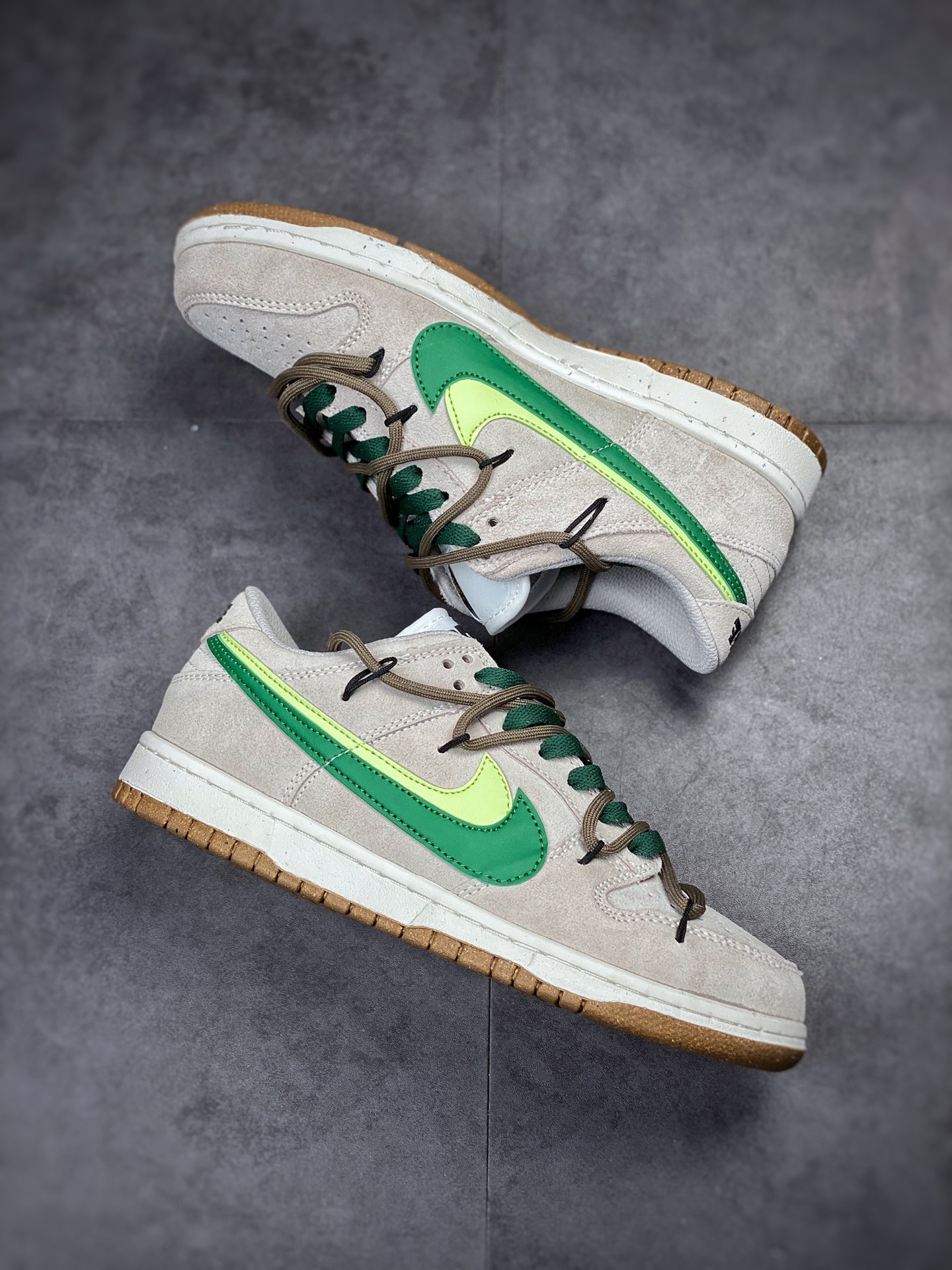190 NIKE SB Dunk Low SE ”85 双钩绑带DO9457-100