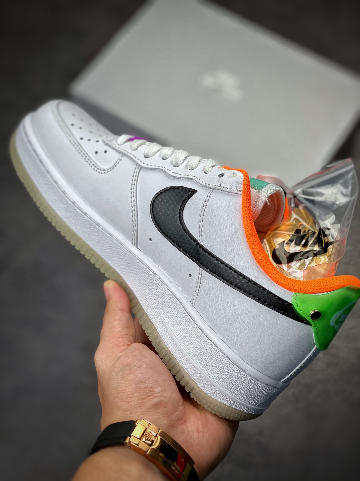 170 Nike Air Force 1 Low 07 白橙黑鸳鸯 DO2333-101