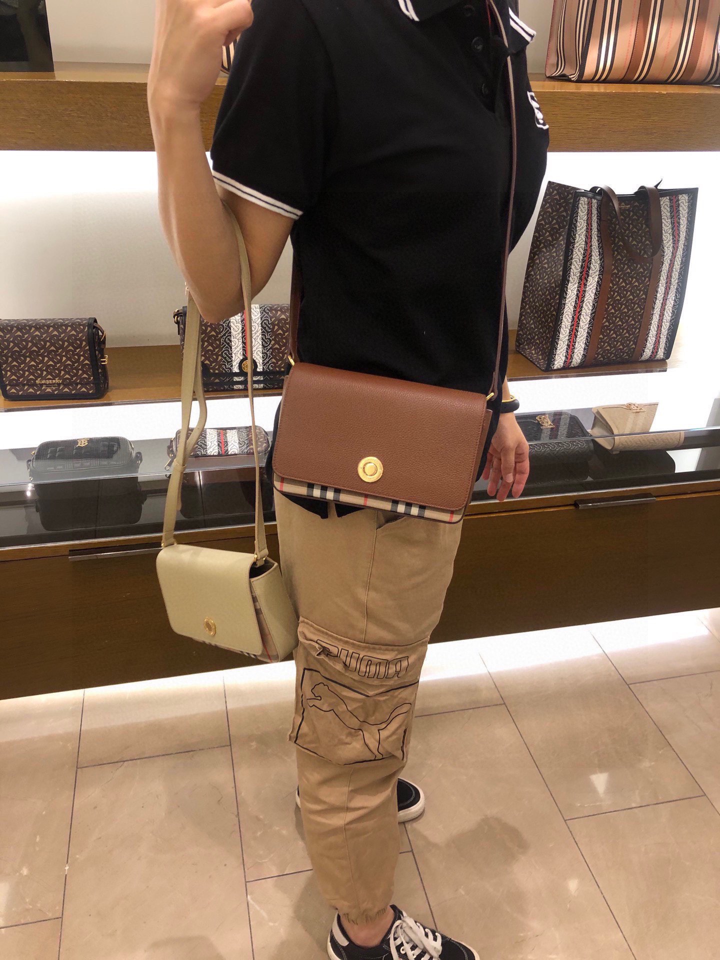 Comprado en tienda oficial, foto real