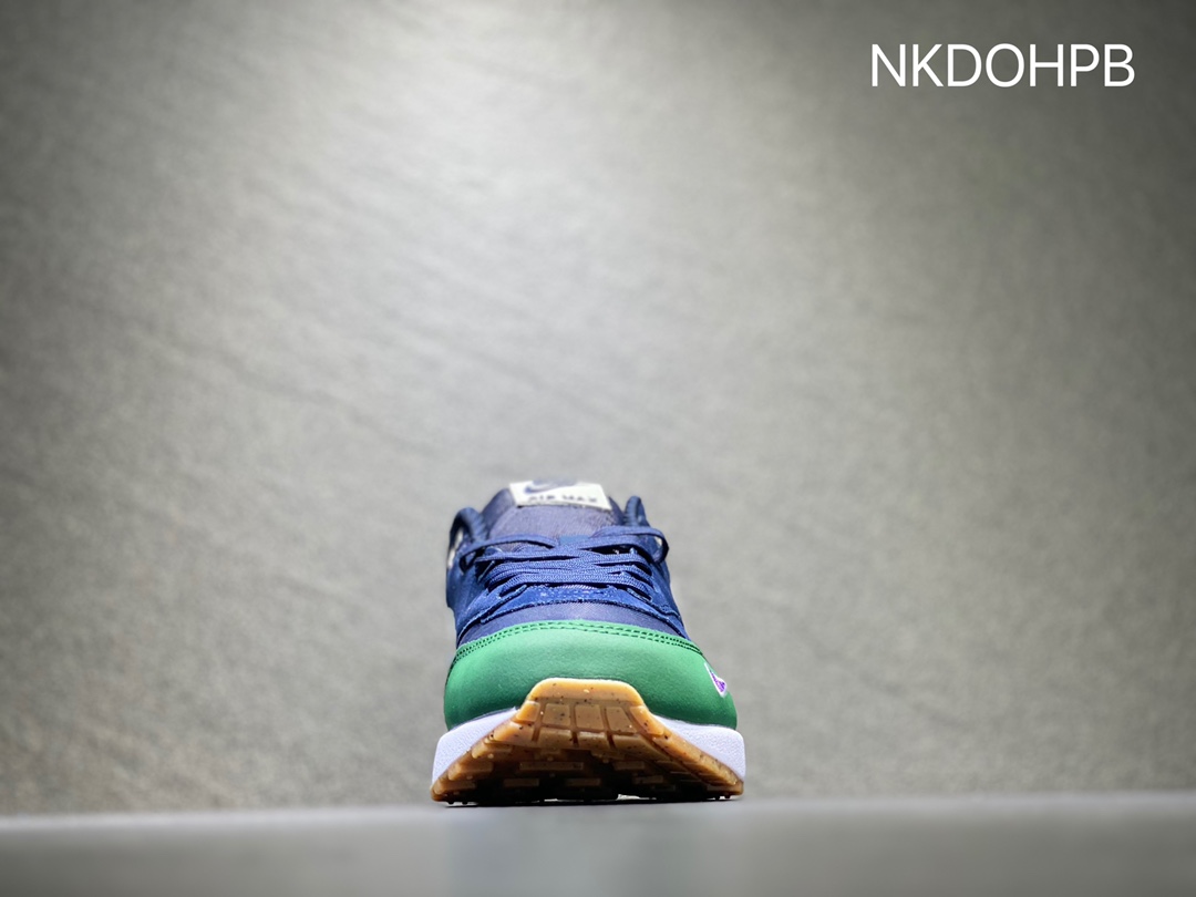 200 Nike Air Max 1 87 QS “Obsidian”  DV3887-400