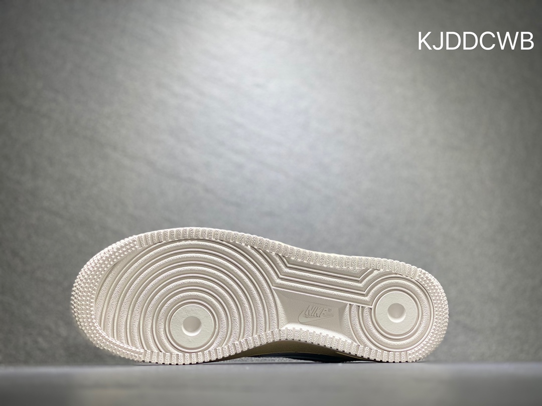 240 Nike Air Force 1 空军一号  BS8871-227