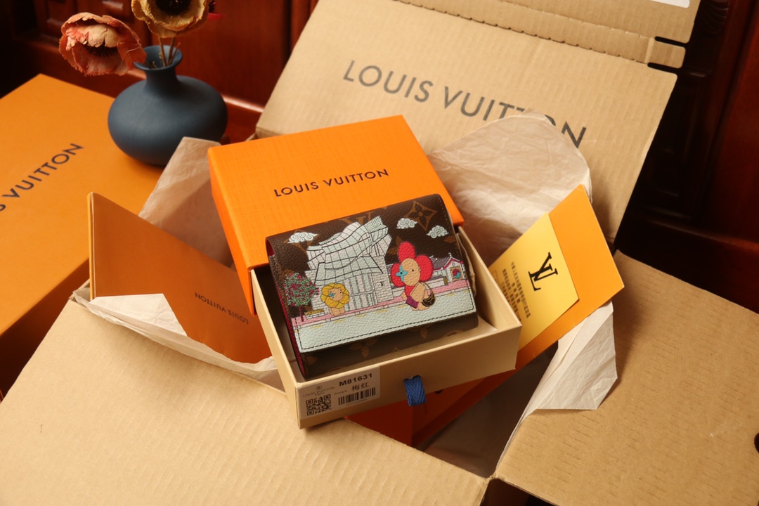Louis Vuitton 诠释 Vivienne Holidays 2022 系列的旅行精神