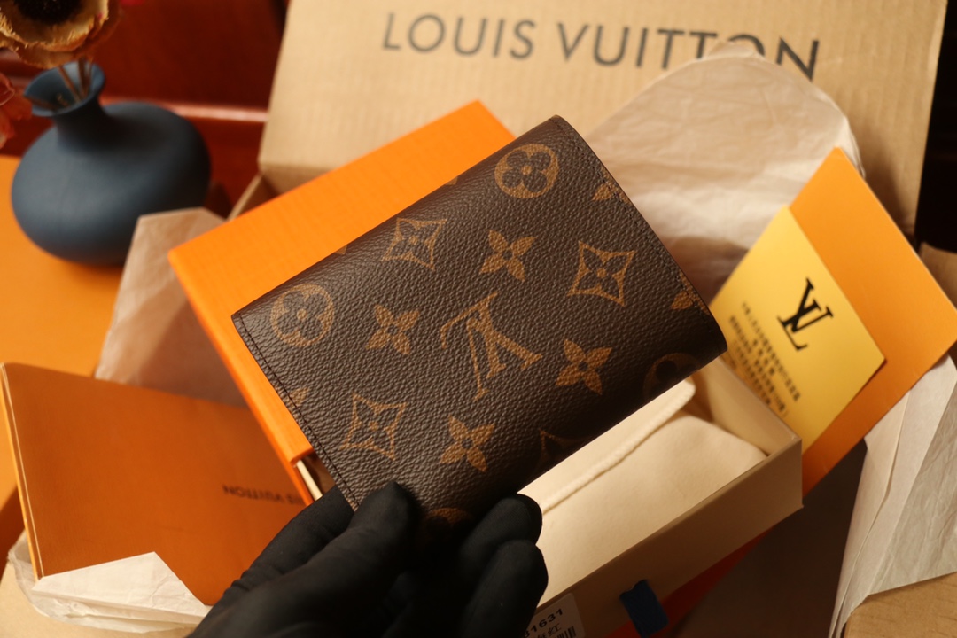 Louis Vuitton 诠释 Vivienne Holidays 2022 系列的旅行精神