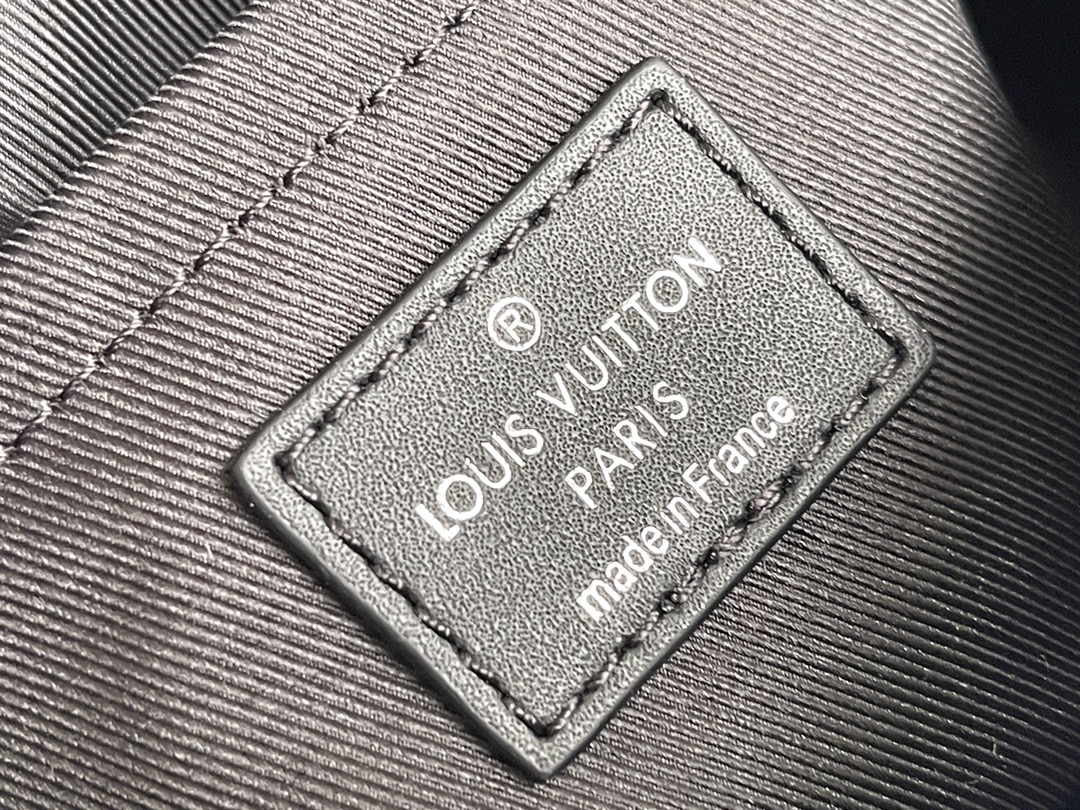 Louis Vuitton Haute Couture Classic Luxury Handbag Shoulder Crossbody 8