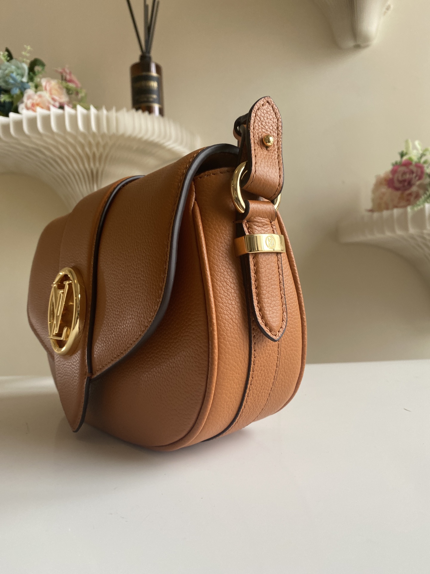 Louis Vuitton Haute Couture Classic Luxury Handbag Shoulder Crossbody 2
