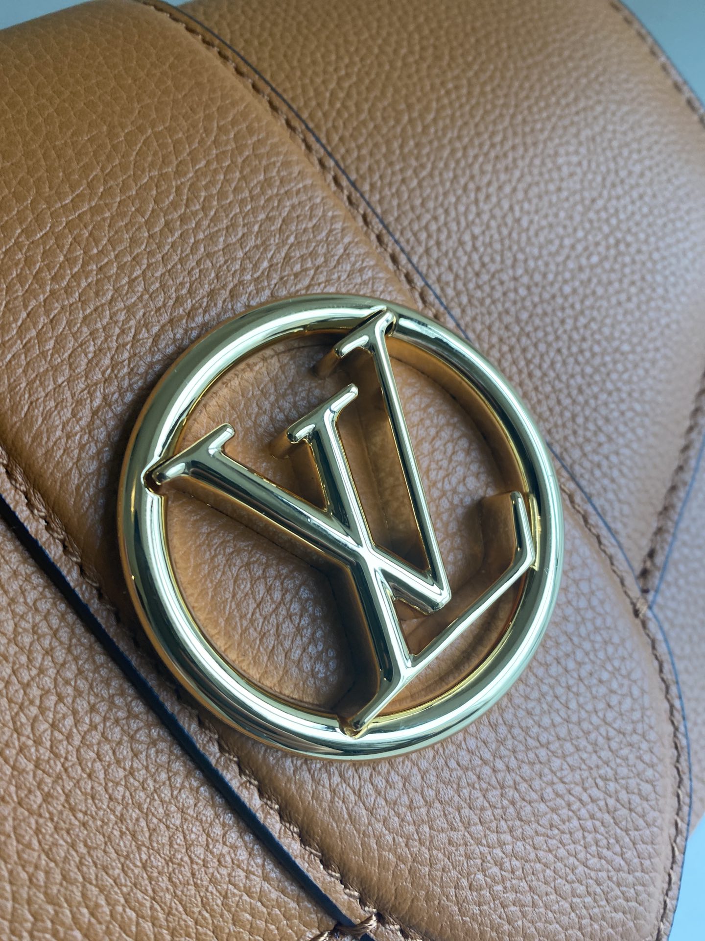 Louis Vuitton Haute Couture Classic Luxury Handbag Shoulder Crossbody 5