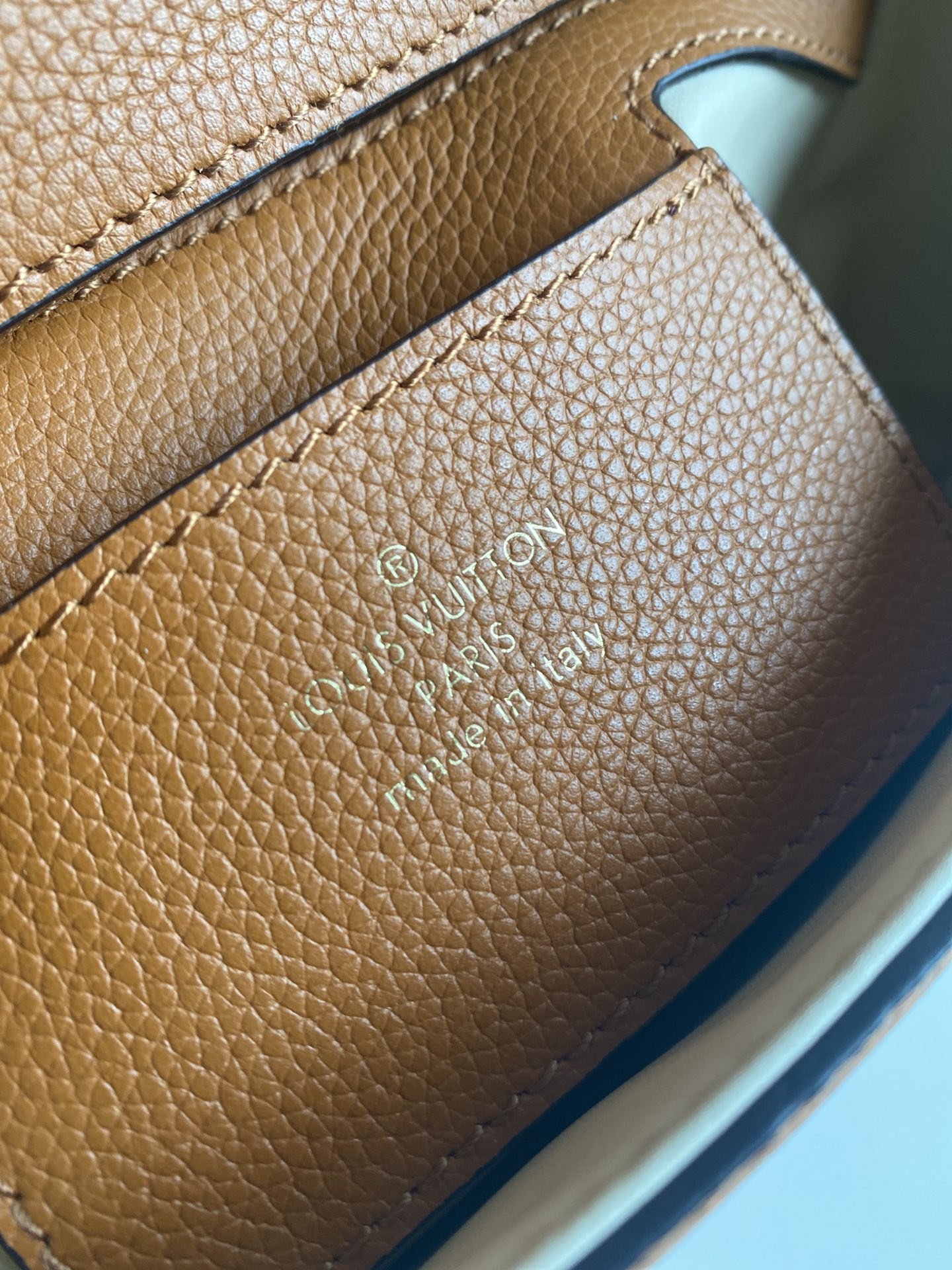 Louis Vuitton Haute Couture Classic Luxury Handbag Shoulder Crossbody 9
