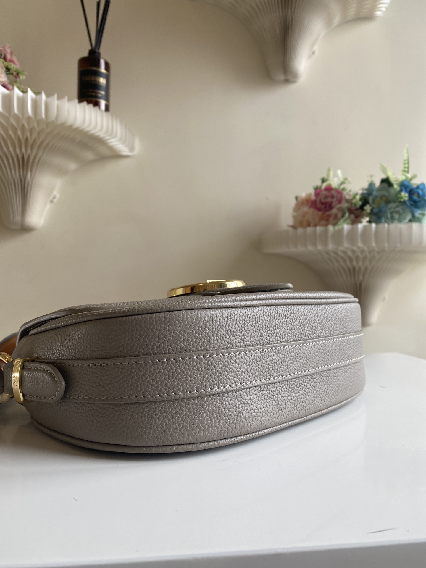 Louis Vuitton Haute Couture Classic Luxury Handbag Shoulder Crossbody 4