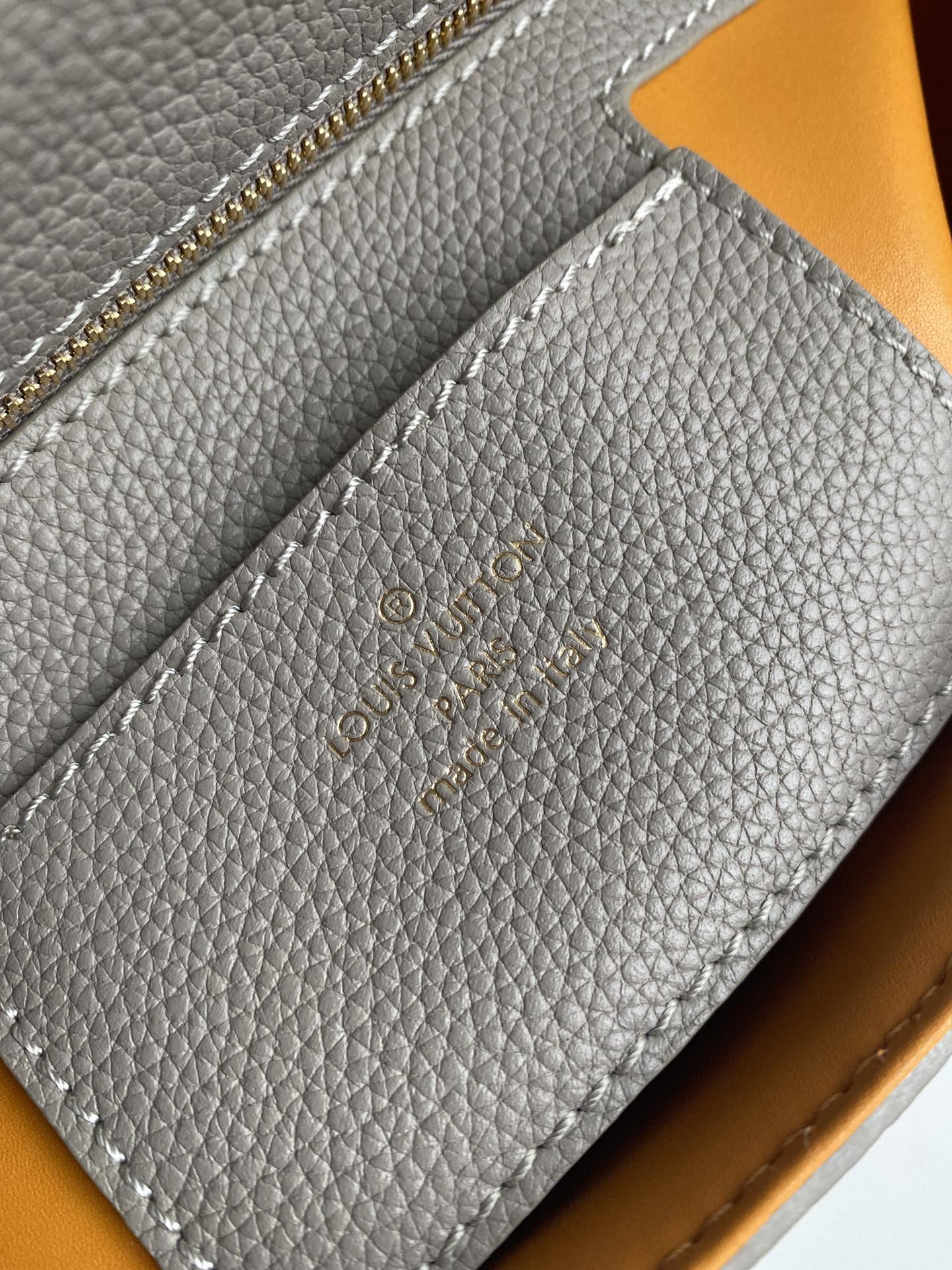 Louis Vuitton Haute Couture Classic Luxury Handbag Shoulder Crossbody 9