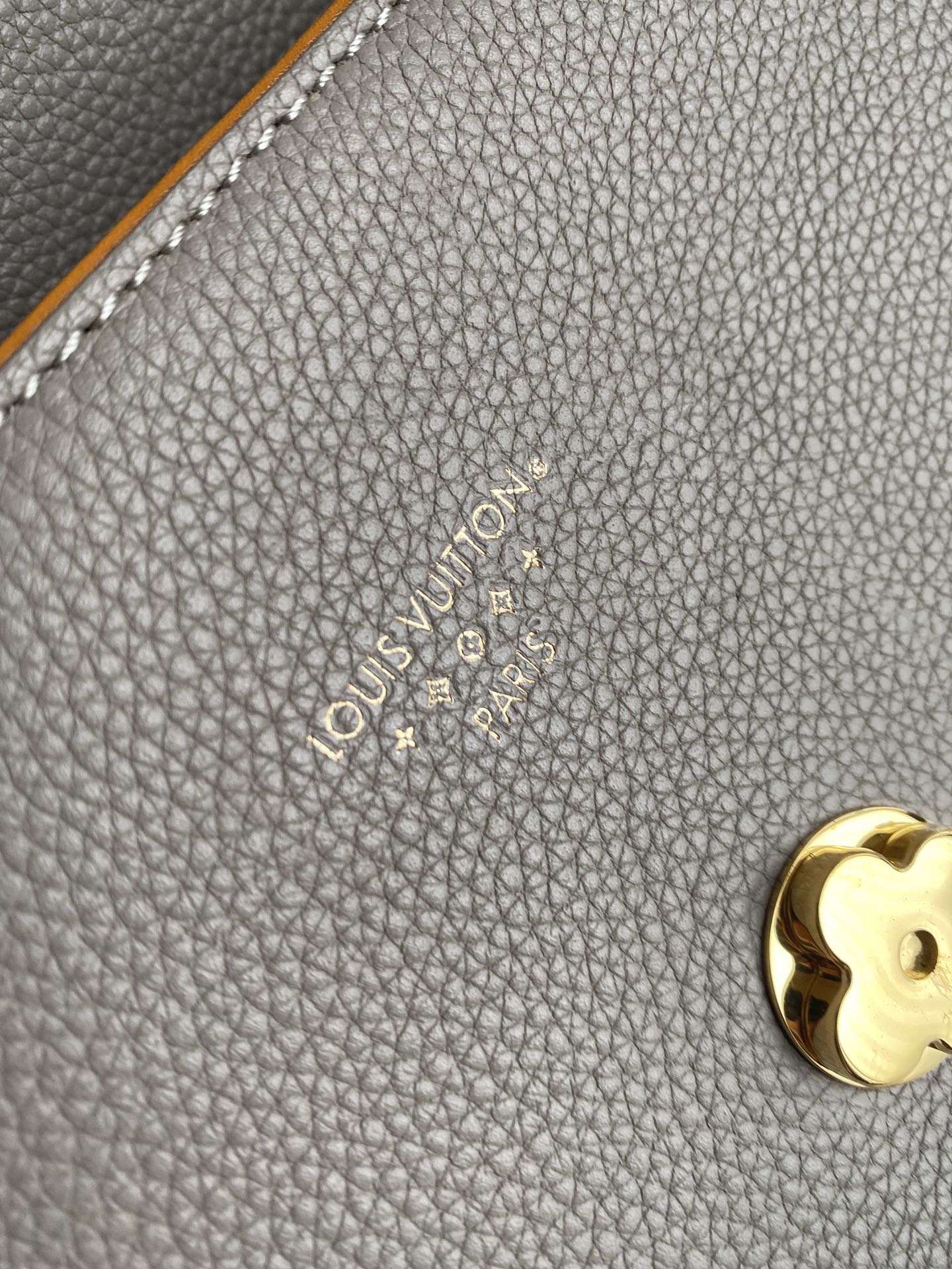 Louis Vuitton Haute Couture Classic Luxury Handbag Shoulder Crossbody 7