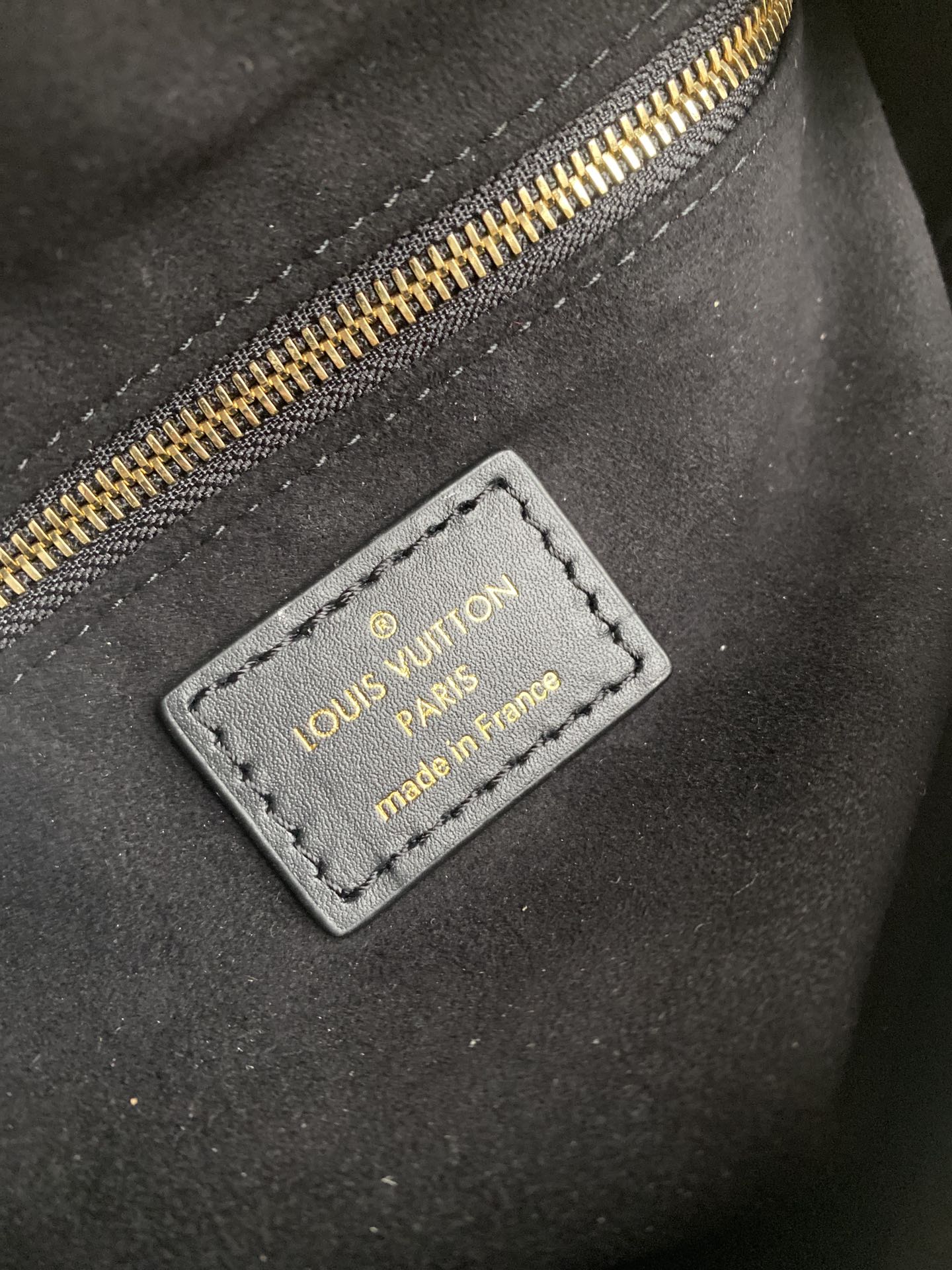 Louis Vuitton Haute Couture Classic Luxury Handbag Shoulder Crossbody 8
