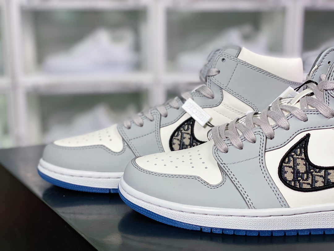 550 2020ss高奢品牌-迪奥 x Air Jordan Brand 1 High OG ”Grey”AJ1乔丹一代CN8607-002