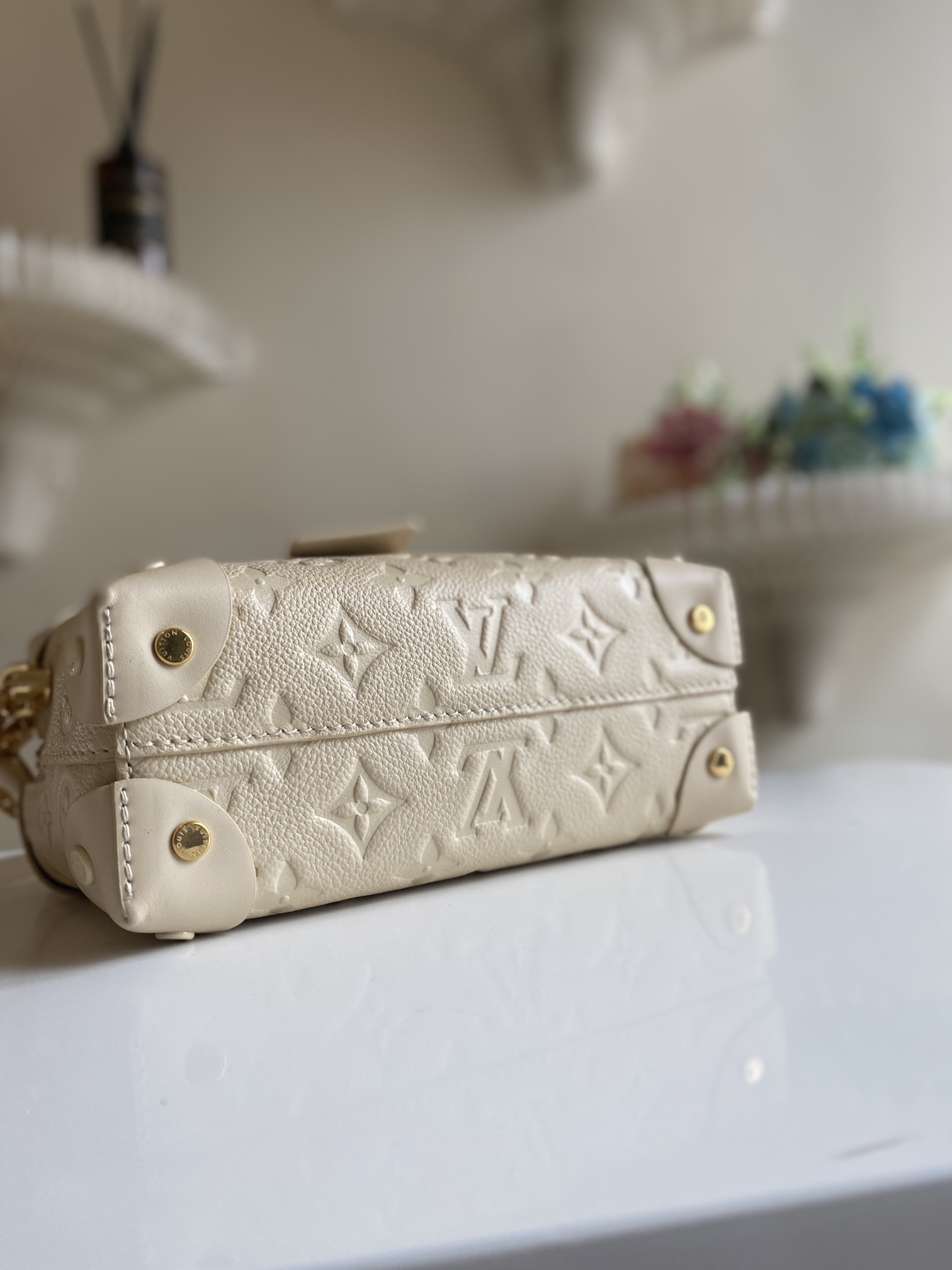 Louis Vuitton Haute Couture Classic Luxury Handbag Shoulder Crossbody 4