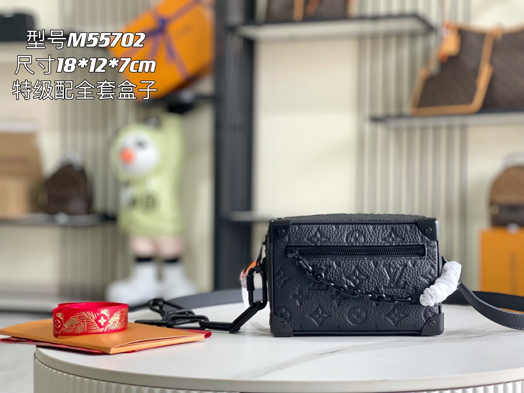 NO:338974,(163 chips) Super-grade full set of packaging, super-grade genuine quality) M55702 Super-grade enhanced version Leather is an authentic OEM factory Italian A-grade leather: the so-called super-grade genuine product.  It is a complete package with quality, hardware, fabric, handmade, oily edges, A-level production, shooting pictures are consistent with the product, and the pictures are included. Size: 18.5x13x8CM, LV special version, louis vuitton19860909（163 芯片）特级配全套包装 特级正品质量）M55702 特级加强版 皮料是正品代工厂意大利A级皮料:所谓的特级正品．是在于品质、五金、面料、手工、油边、A级出品、拍摄图跟产品一致丶配图上的全套包装.尺寸:18.5x13x8CM,LV特级版本,louis vuitton,Bag