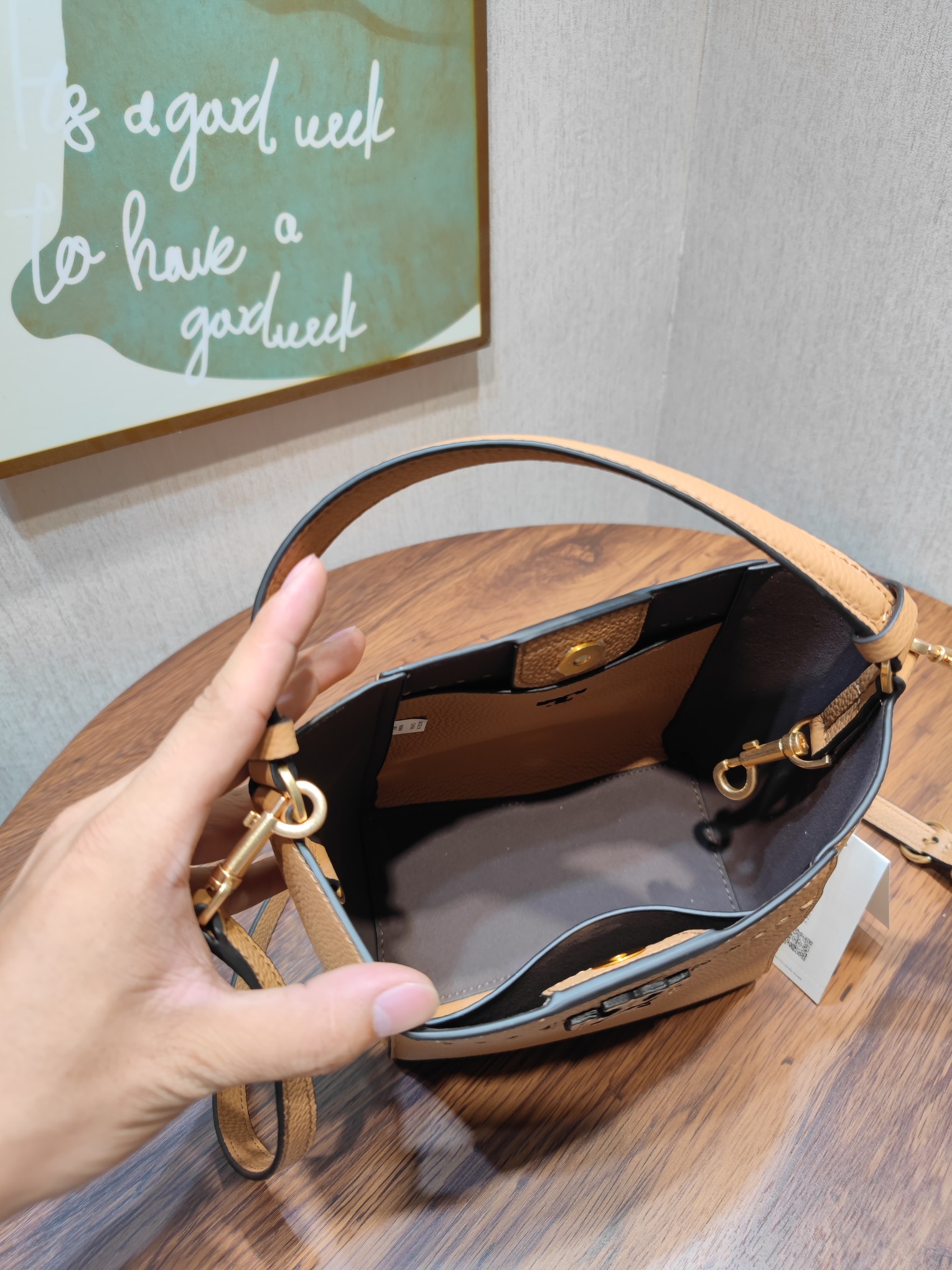 Tory Burch TORY BURCH MCGRAW HOBO 小号新款休闲包 小号的容量也非常适合