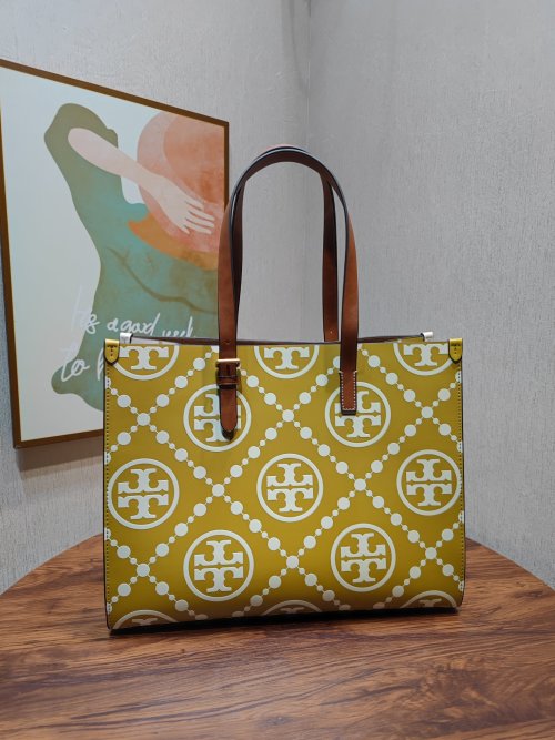 Tory Burch T Monogram Tote Bag in Leather, Large Size - Stylish & Versatile