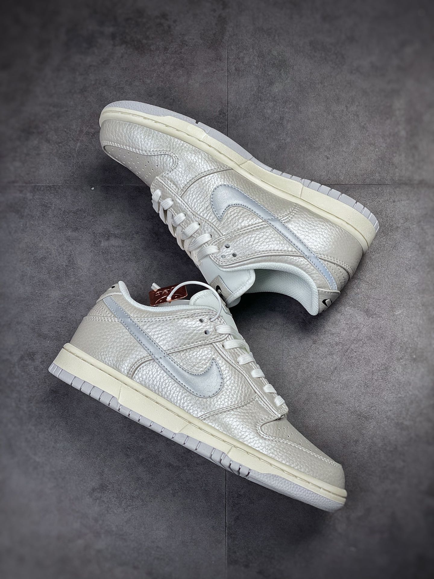 200 NIKE SB Dunk Low 金属银 性价比天花板 DX3197-095
