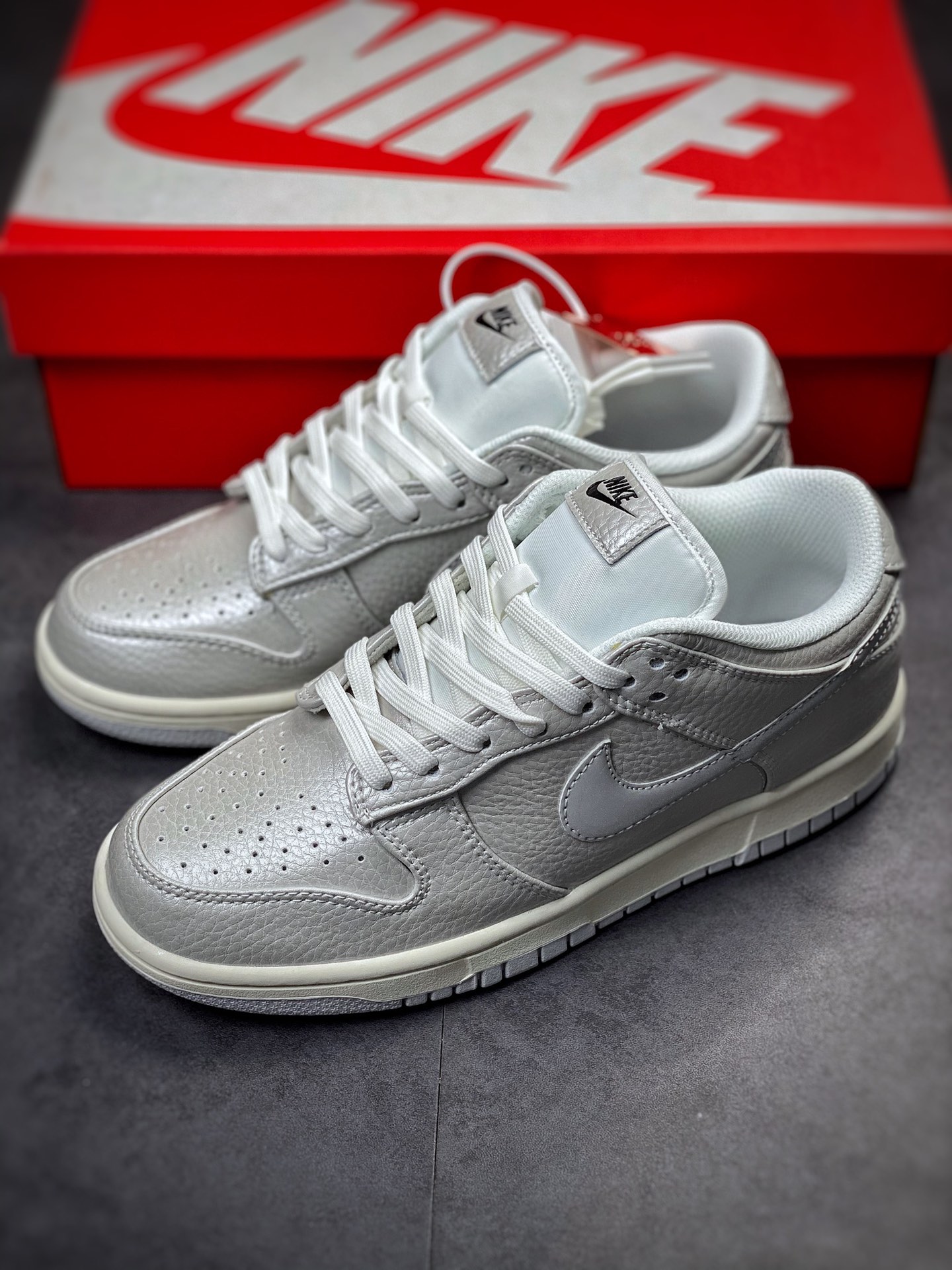 200 NIKE SB Dunk Low 金属银 性价比天花板 DX3197-095