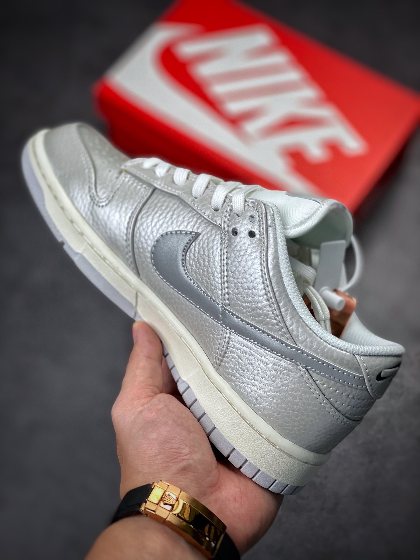 200 NIKE SB Dunk Low 金属银 性价比天花板 DX3197-095