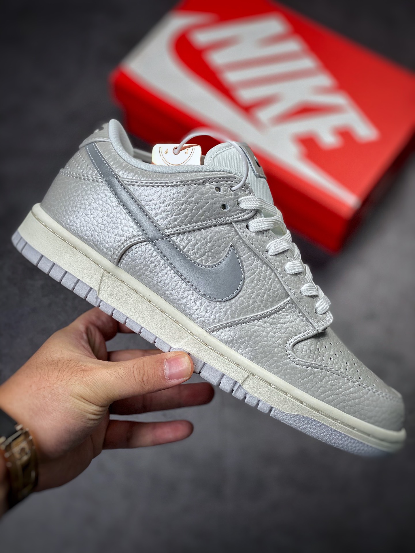 200 NIKE SB Dunk Low 金属银 性价比天花板 DX3197-095