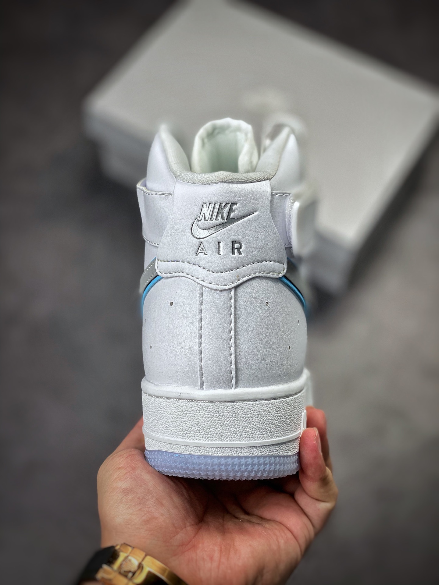 230 Nike Air Force 1 High 白蓝反光钩 FB1865-101