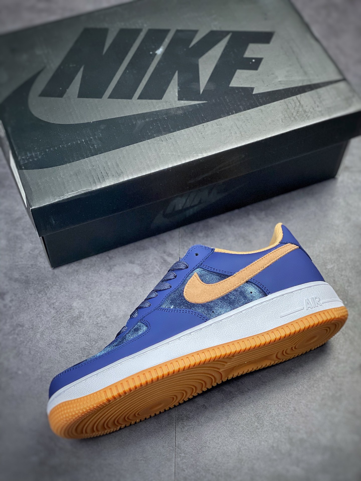 210 Nike Air Force 1 Low 07 牛仔蓝生胶底 DD1259-400