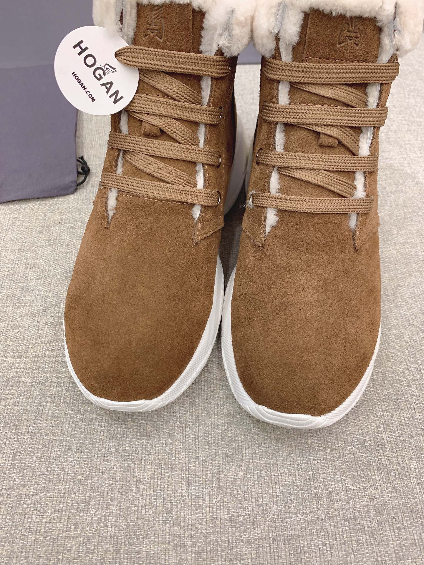 Winter Essential: Thick & Warm Hairy Boots for Size 35-39, Style 925. - 图片 5