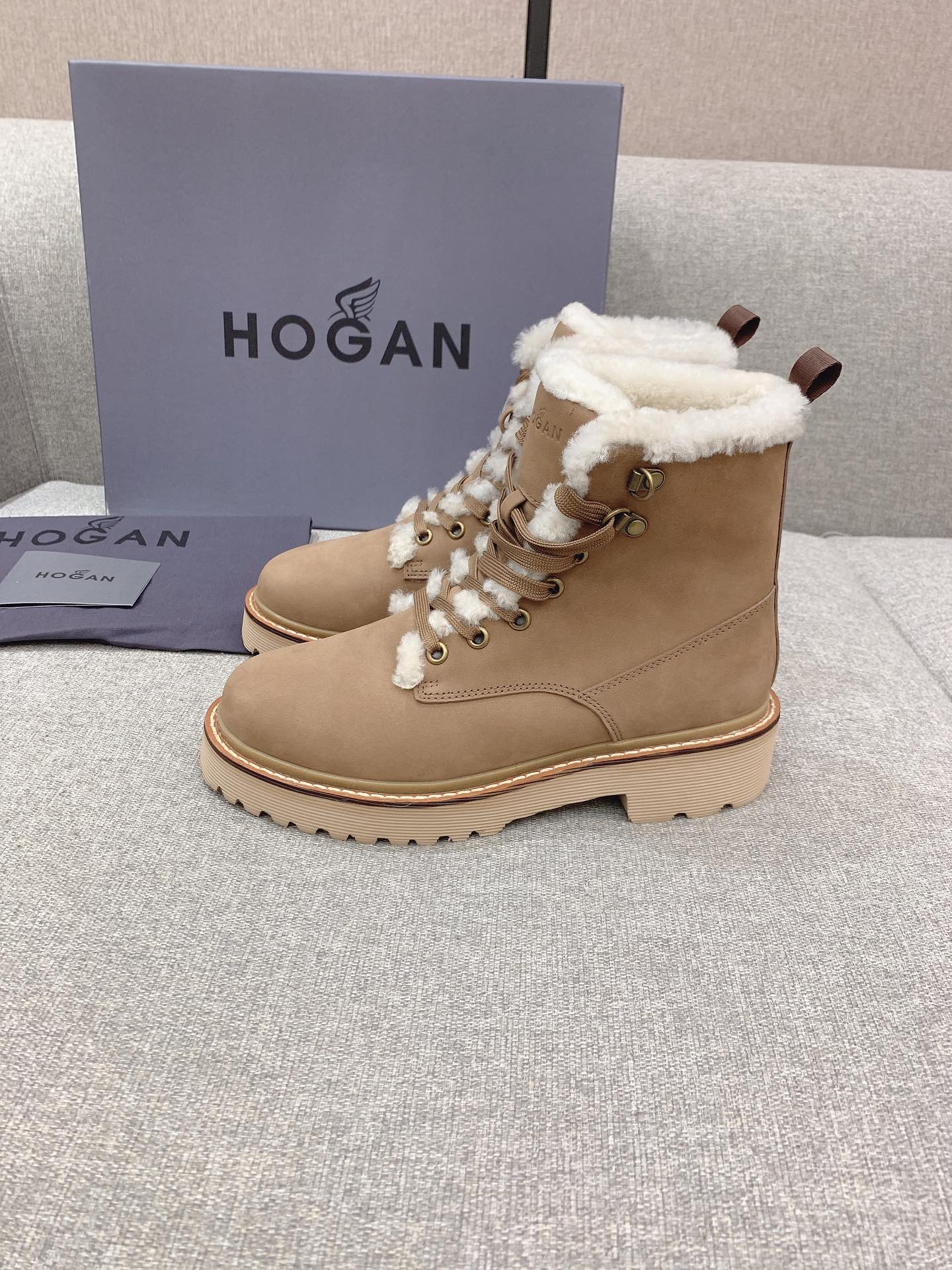 Winter Warmth: Super Thick Furry Boots for Size 35-39 Oxen. - 图片 3