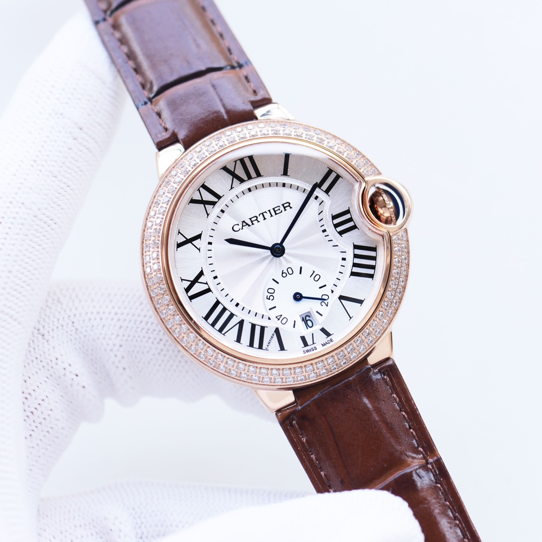 New Cartier Blue Balloon Series Watch with Calendar Function and Sapphire Glass - 图片 5