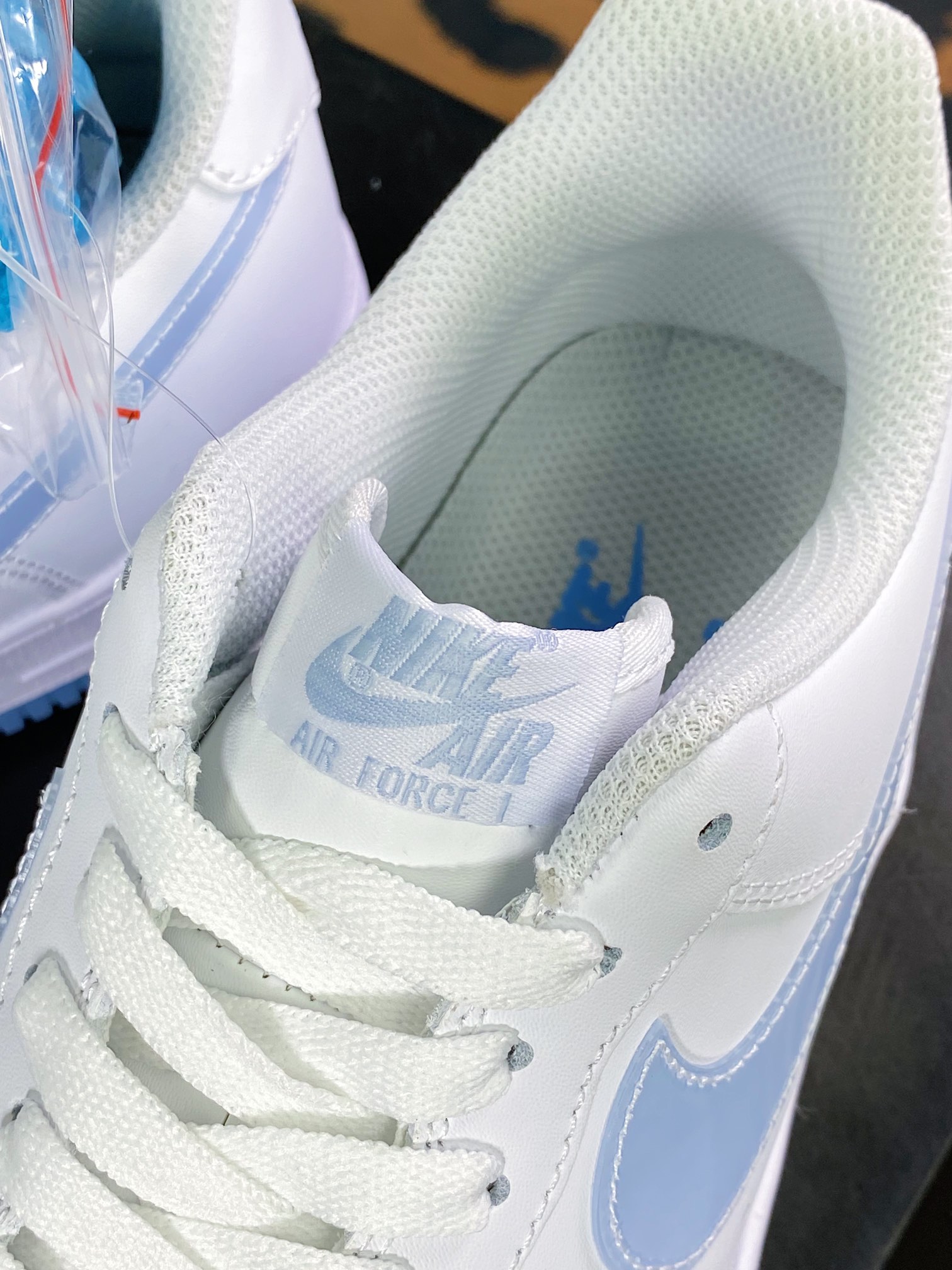 240 Air Force 1’07 Low QS”White/Red/Yellow Gradient”空军一号WU5696-033