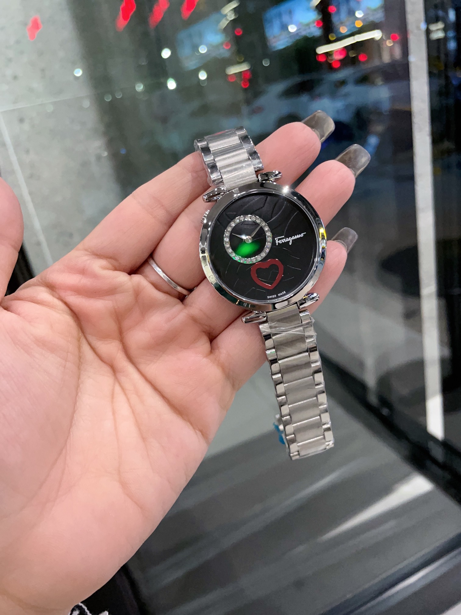 Cuore Ferragamo Series: Elegant Wristwatch for Fashionable Events - 图片 7