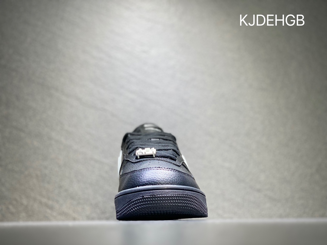 AMBUSH xNike Air Force1 Low 全身采用皮革打造 DV3464-001 AMBUSH xNike Air Force1 Low 全身采用皮革打造 DV3464-001