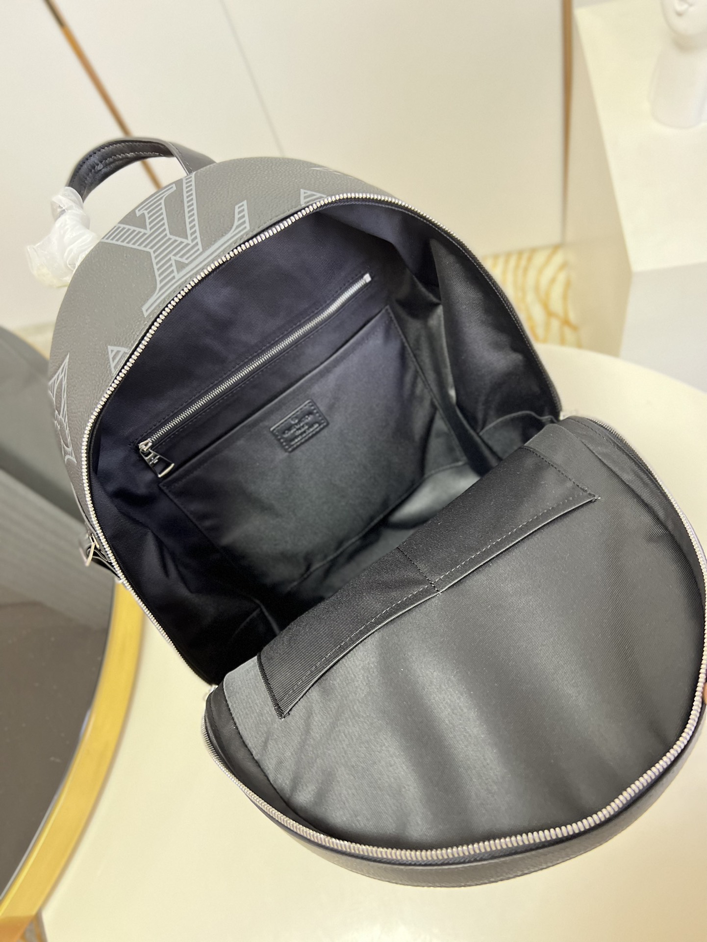路易威登 Louis Vuitton 高定典藏名品高定成衣时装外套连衣裙衬衫T恤 #531B0D6C 8