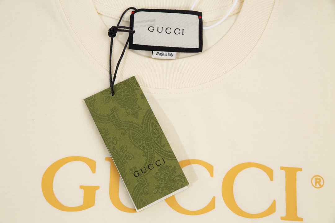 Gucci 古驰 金典款Gucci标识印花短袖