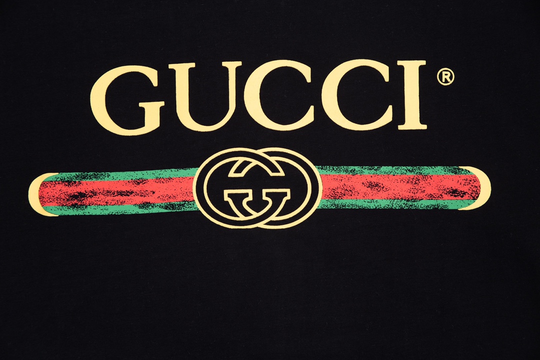 Gucci 古驰 金典款Gucci标识印花短袖