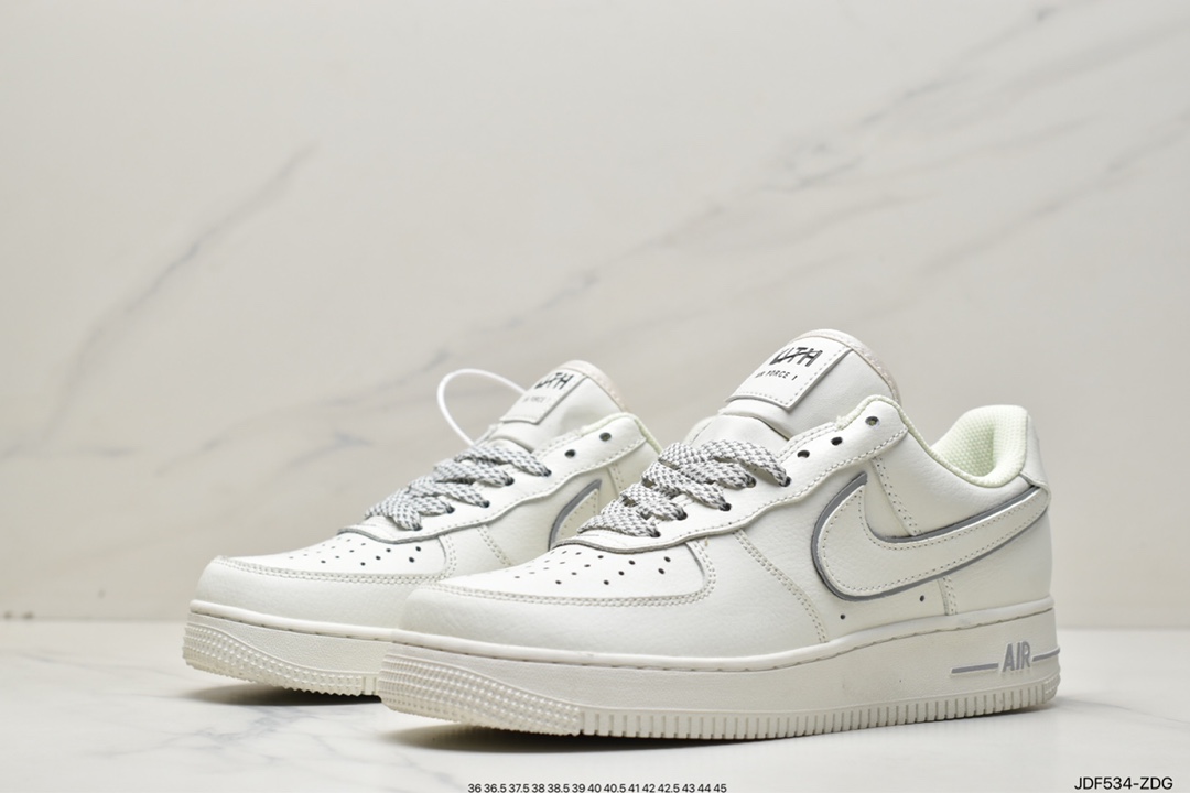 125 耐克Kith x Nike Air Force 1'07 Low “米白银”纽约限定板鞋 NY2022-017