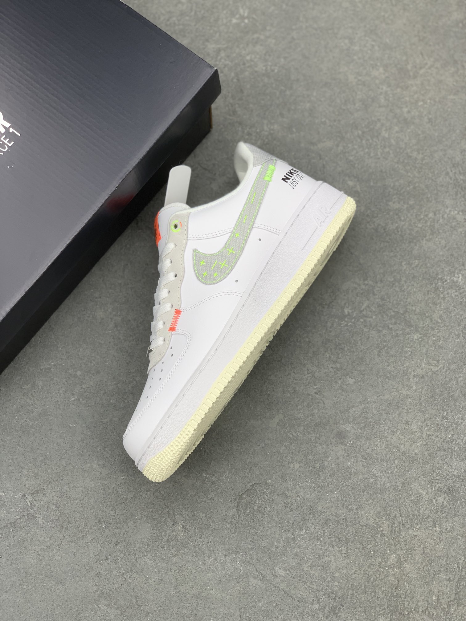 Nike Air Force 1 '07 Low "Just Do It" White/Grey/Green FB1853-111 8 i1667672280 2654 6