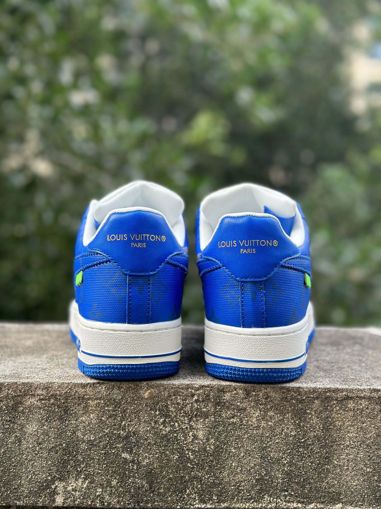 联名款福利特价大码供应LouisVuittonxNikeAirForce1Low低帮系带板鞋白红蓝LV联