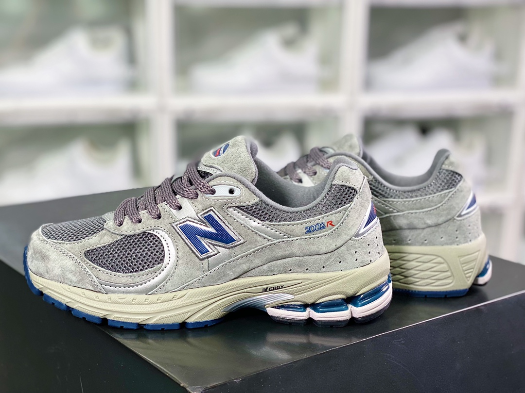 NB ML2002 Series Retro Daddy Style Casual Sports Jogging Shoes ”Suede Origin Dark Gray Dark Blue” ML2002RA