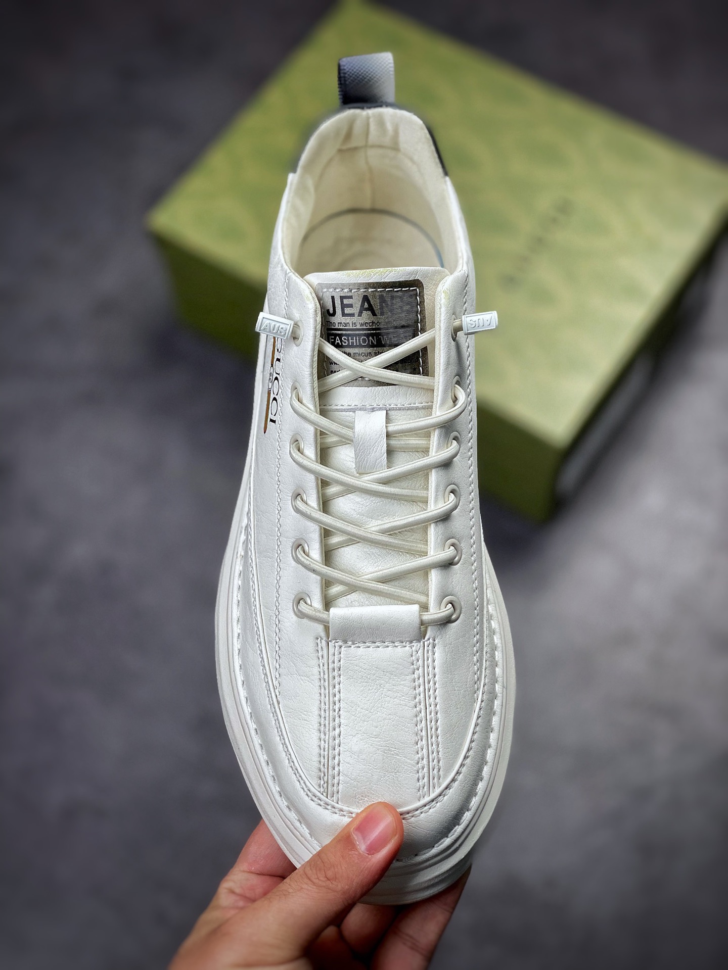 Overseas version of Gucci sports and leisure trend sneakers series