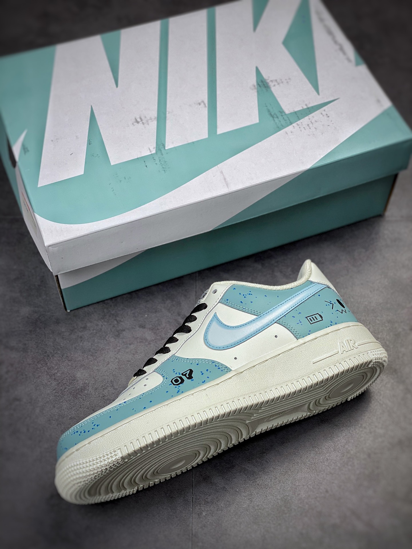 Nike Air Force 1 Low 07 鲁班7号 CW2568-033 Nike Air Force 1 Low 07 鲁班7号 CW2568-033