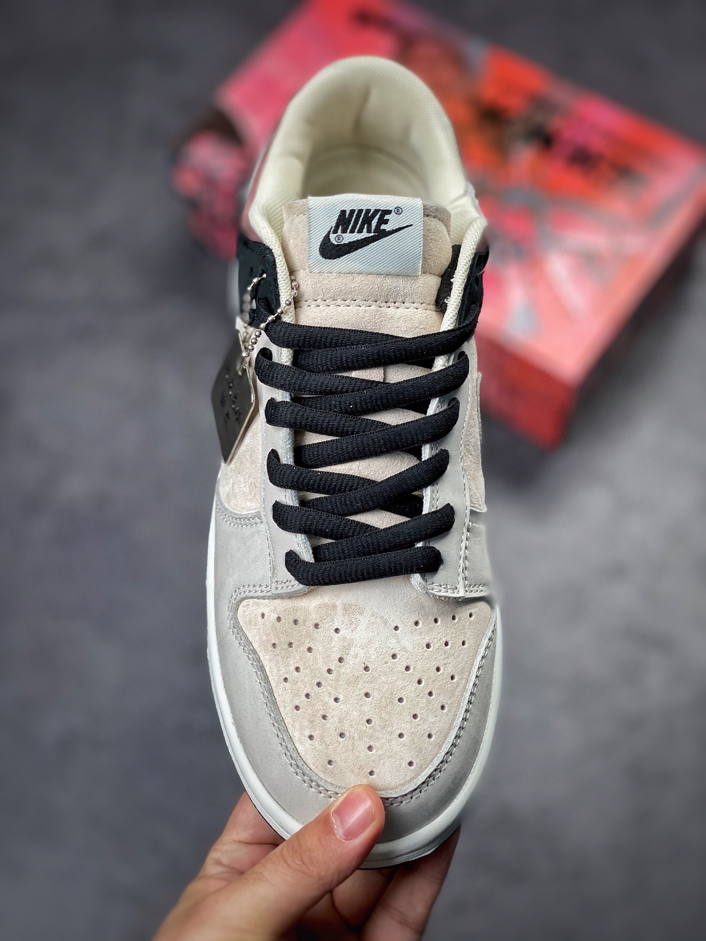 Otomo Katsuhiro x Nike SB Dunk Low ”Steamboy OST” 大友克洋 LF0039-028 Otomo Katsuhiro x Nike SB Dunk Low ”Steamboy OST” 大友克洋 LF0039-028