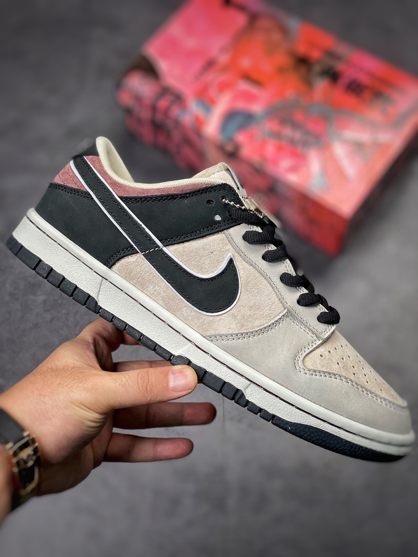 Otomo Katsuhiro x Nike SB Dunk Low ”Steamboy OST” 大友克洋 LF0039-028 Otomo Katsuhiro x Nike SB Dunk Low ”Steamboy OST” 大友克洋 LF0039-028